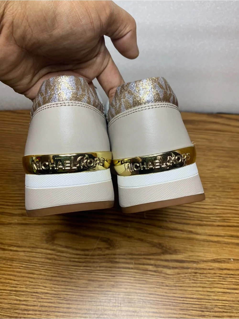 Michael Kors Allie Wrap Trainer Sneakers leather Metallic silver gold Womens 8.5